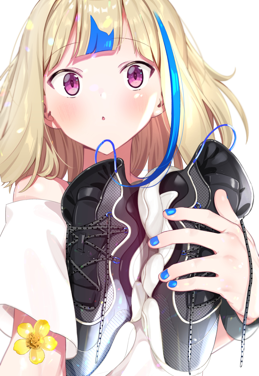 光る